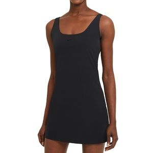 Nike Women's Bliss Luxe Training Dress - Medium